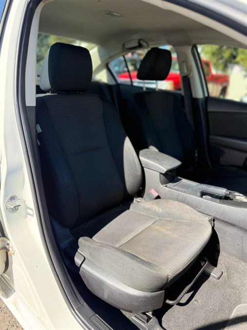 Used 2012 MAZDA MAZDA3 i Touring FWD image 16