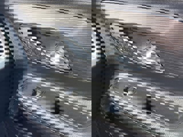 Used 2024 GMC Terrain SLE AWD/4WD image 18