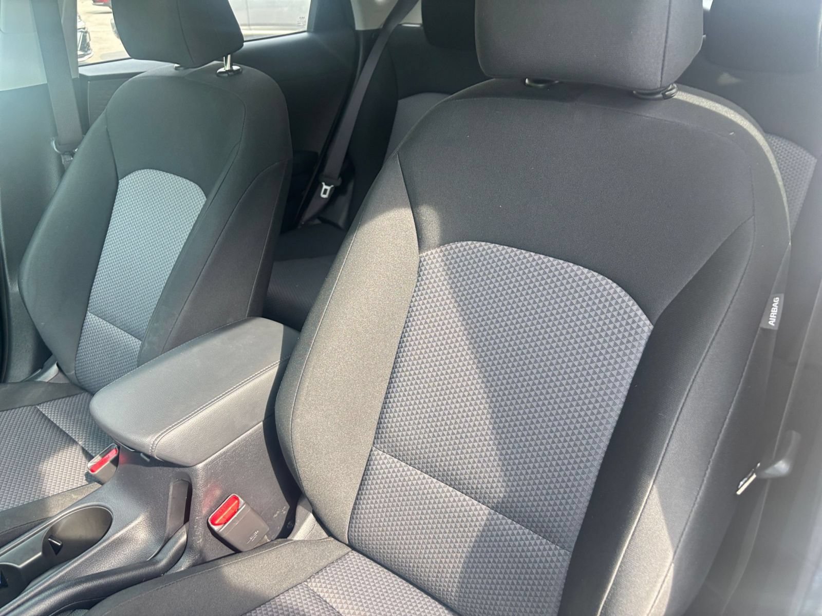 Used 2025 Kia Soul LX w/ LX Technology Package FWD image 33