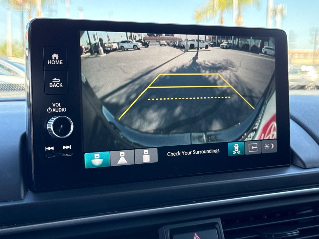Used 2024 Honda Pilot Touring image 30