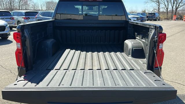 Used 2024 Chevrolet Silverado 1500 ZR2 w/ Technology Package AWD/4WD image 30