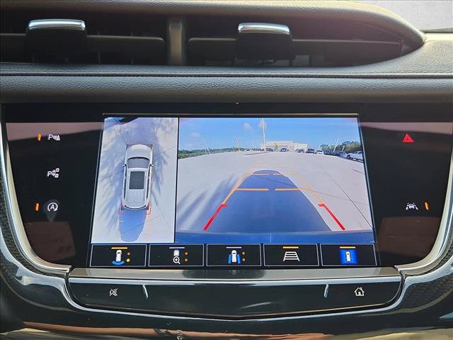 Used 2023 Cadillac XT6 Sport w/ Technology Package AWD/4WD image 14