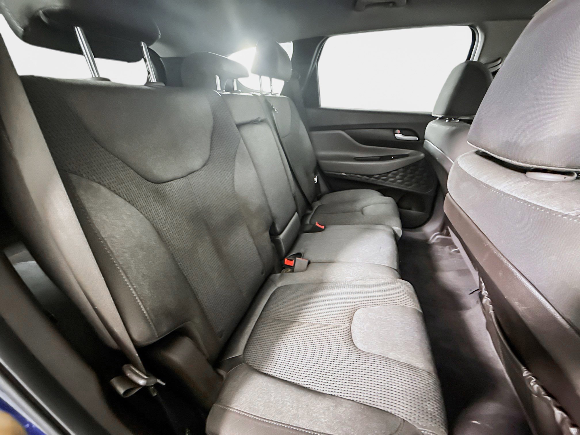 Used 2019 Hyundai Santa Fe SE image 24