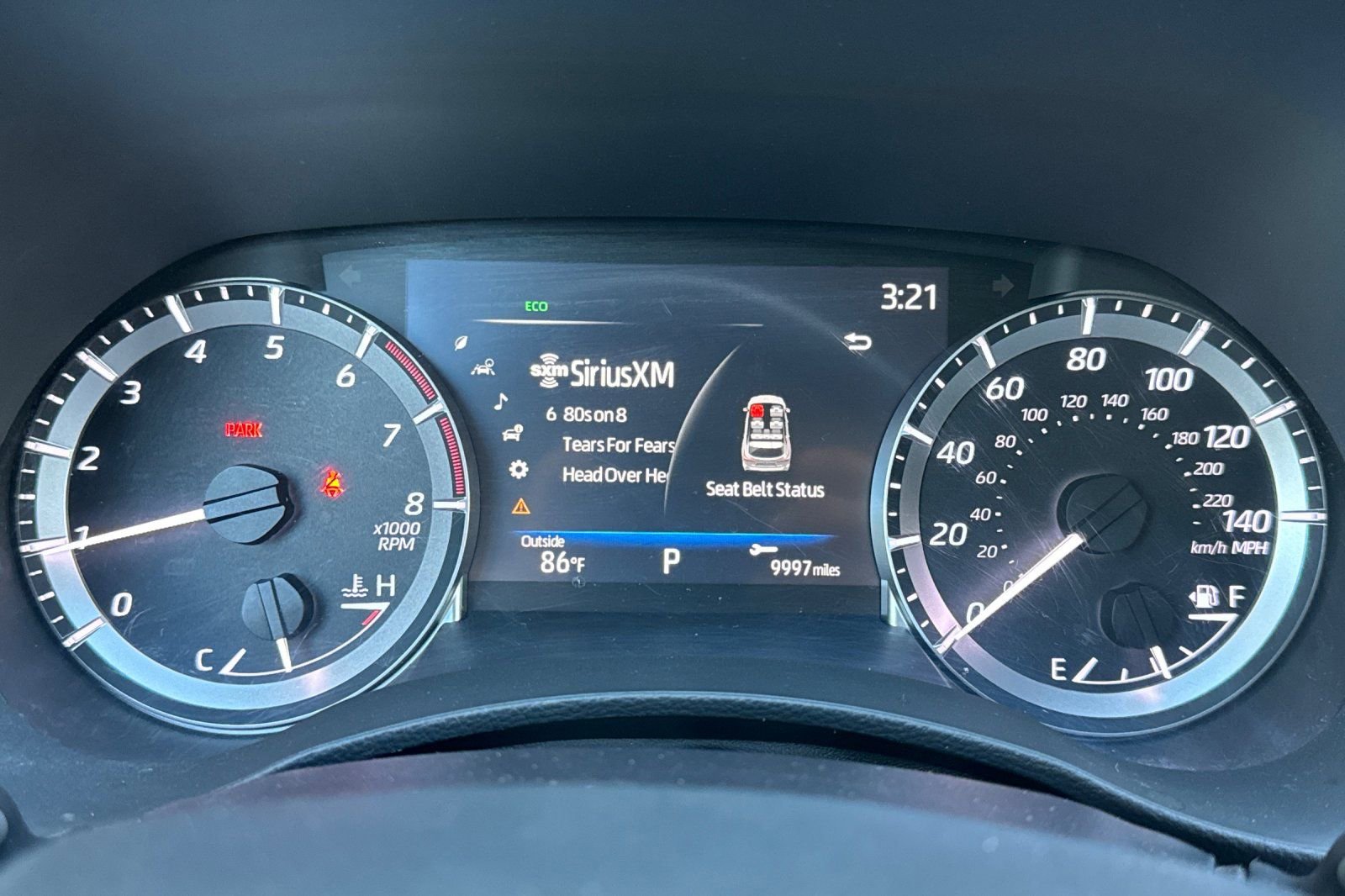 Used 2023 Toyota Highlander XLE image 29