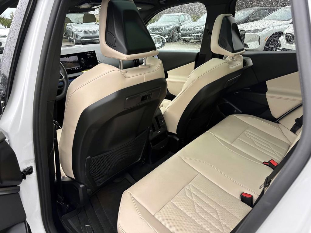 New 2025 BMW X3 xDrive30i w/ M Sport Package image 27