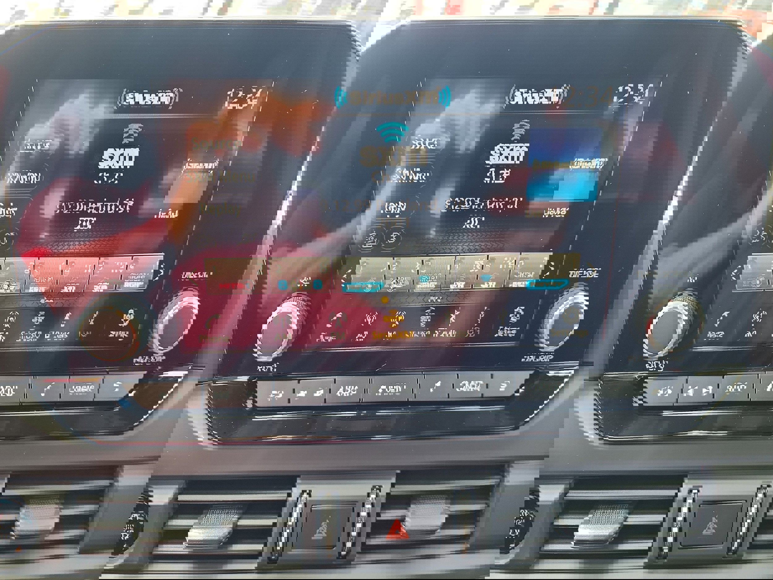 New 2025 Nissan Pathfinder S image 15