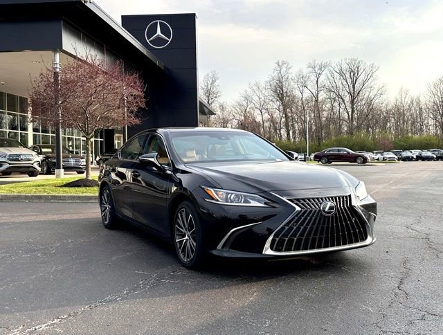 Used 2023 Lexus ES 350 Luxury w/ Accessory Package (Z1) image 1
