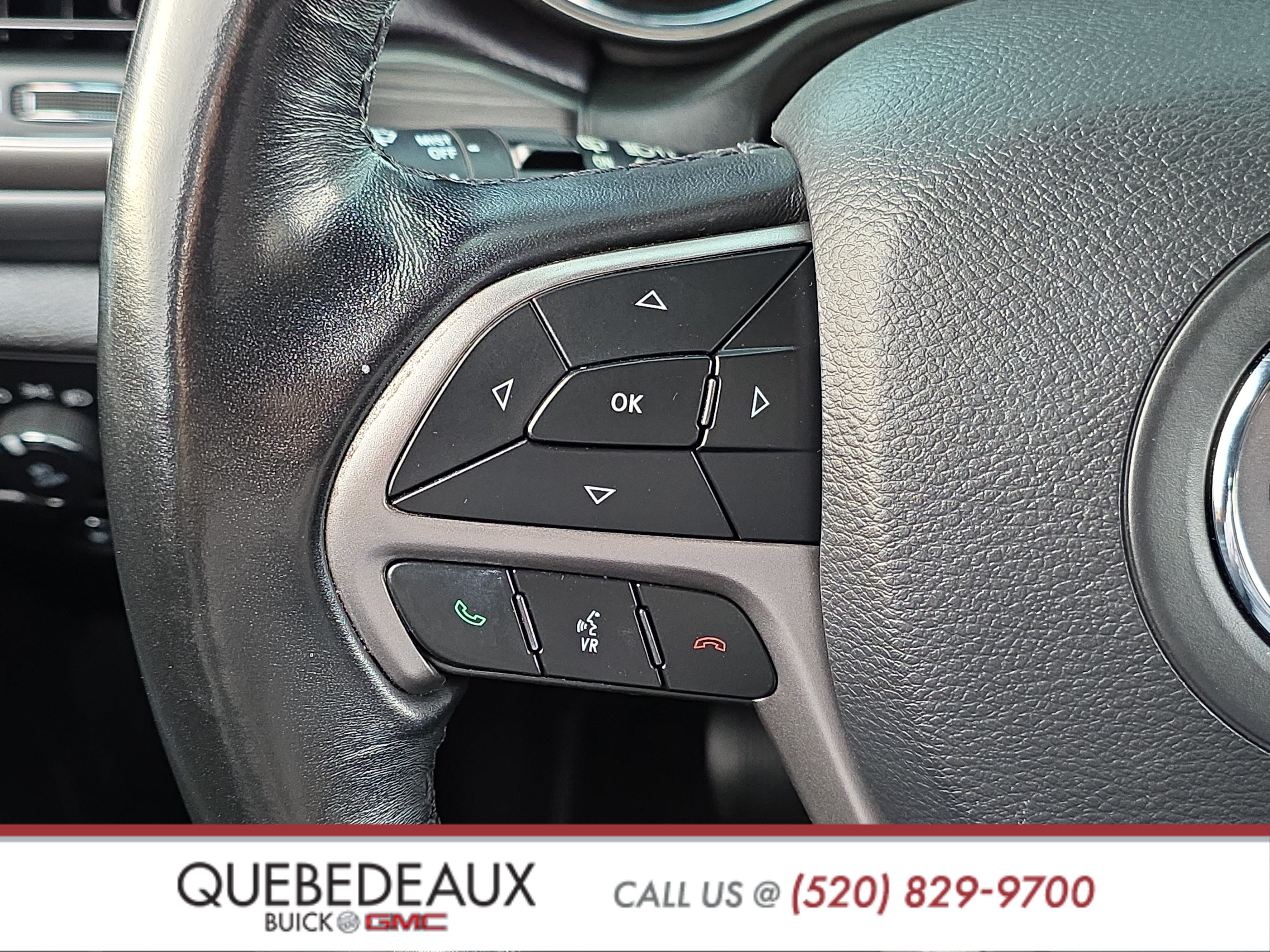Used 2020 Jeep Grand Cherokee Laredo RWD image 14