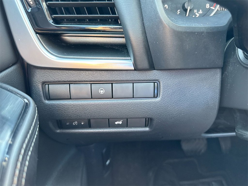 Used 2023 Nissan Rogue SV w/ SV Premium Package image 17