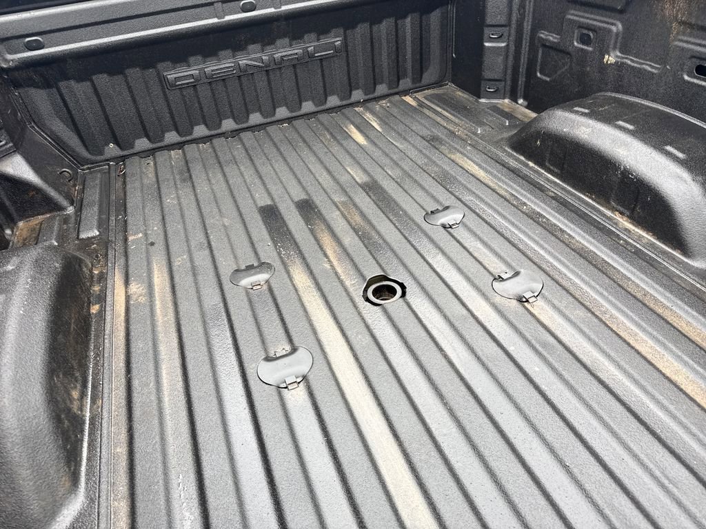 Used 2023 GMC Sierra 2500 Denali w/ Denali Black Diamond Edition image 14