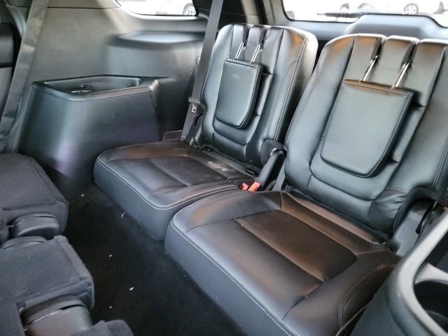Used 2018 Ford Explorer Limited w/ Equipment Group 301A AWD/4WD image 7