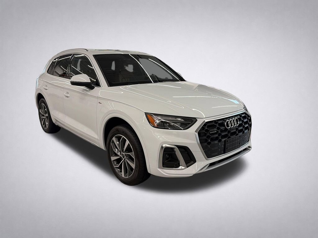 Used 2023 Audi Q5 2.0T Premium Plus w/ Premium Plus Package AWD/4WD image 1