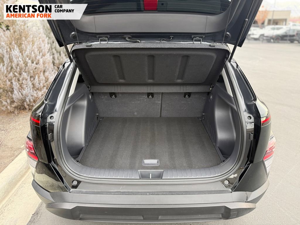 Used 2025 Hyundai Kona SEL image 40