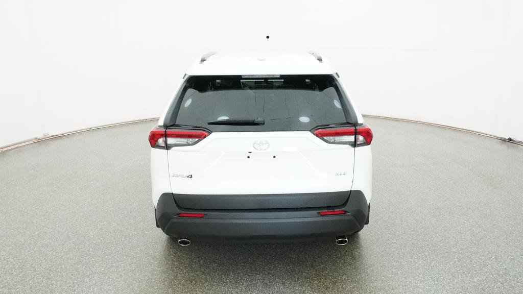 New 2025 Toyota RAV4 XLE image 18