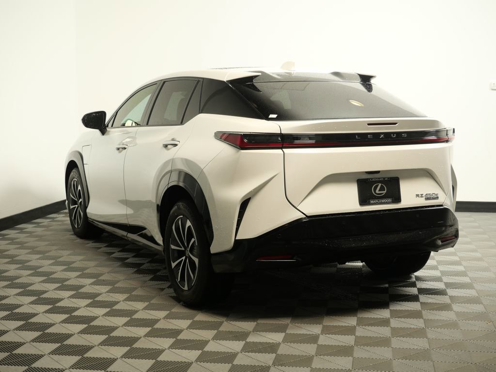 Used 2023 Lexus RZ 450e Premium w/ Technology Package image 6