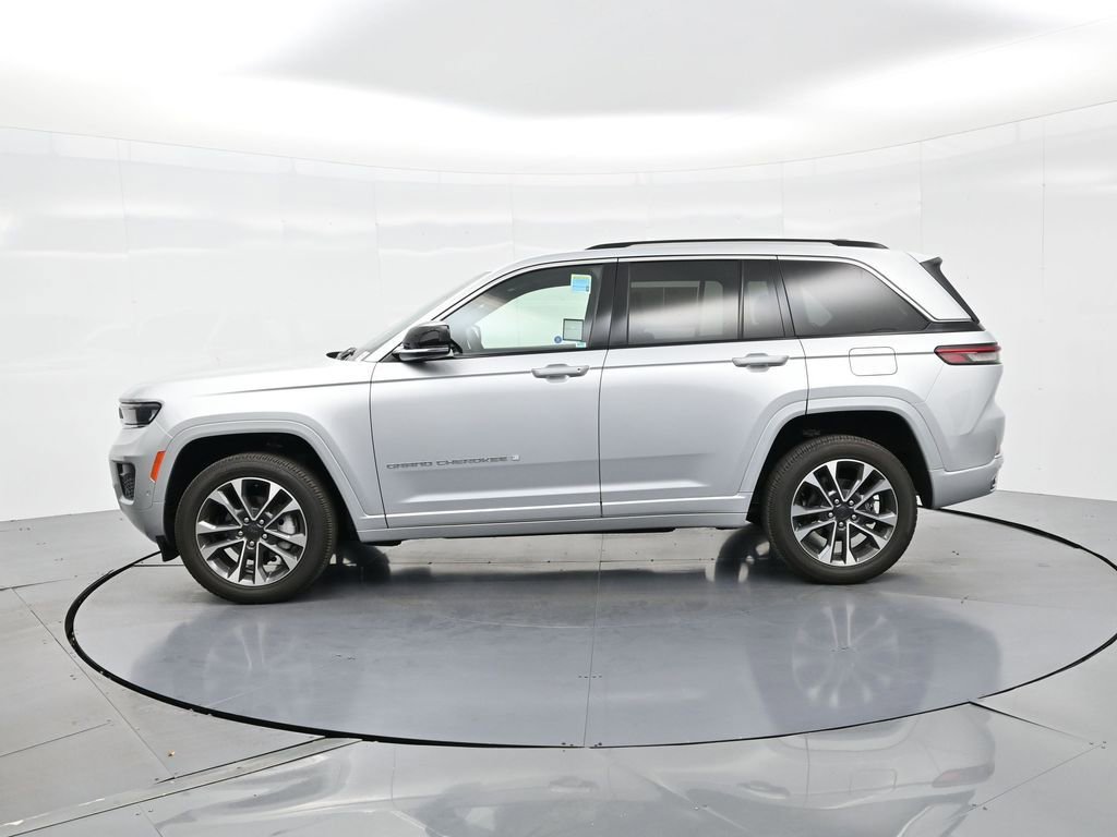 Used 2023 Jeep Grand Cherokee Overland image 9