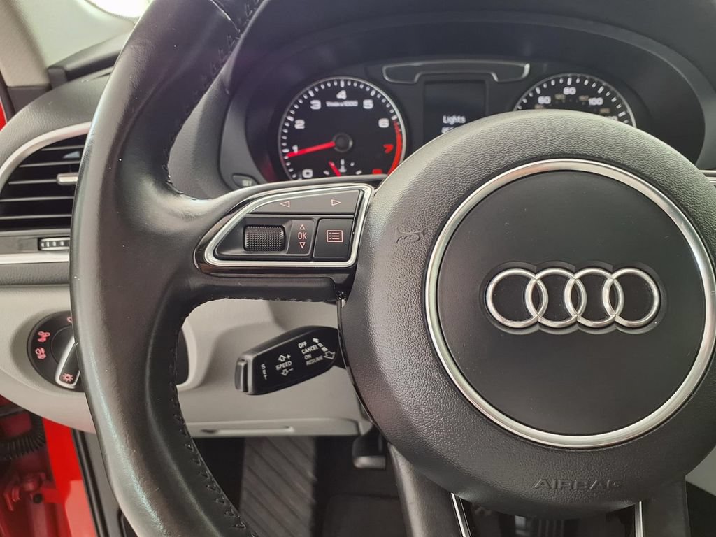 Used 2018 Audi Q3 2.0T Premium w/ Convenience Package FWD image 5