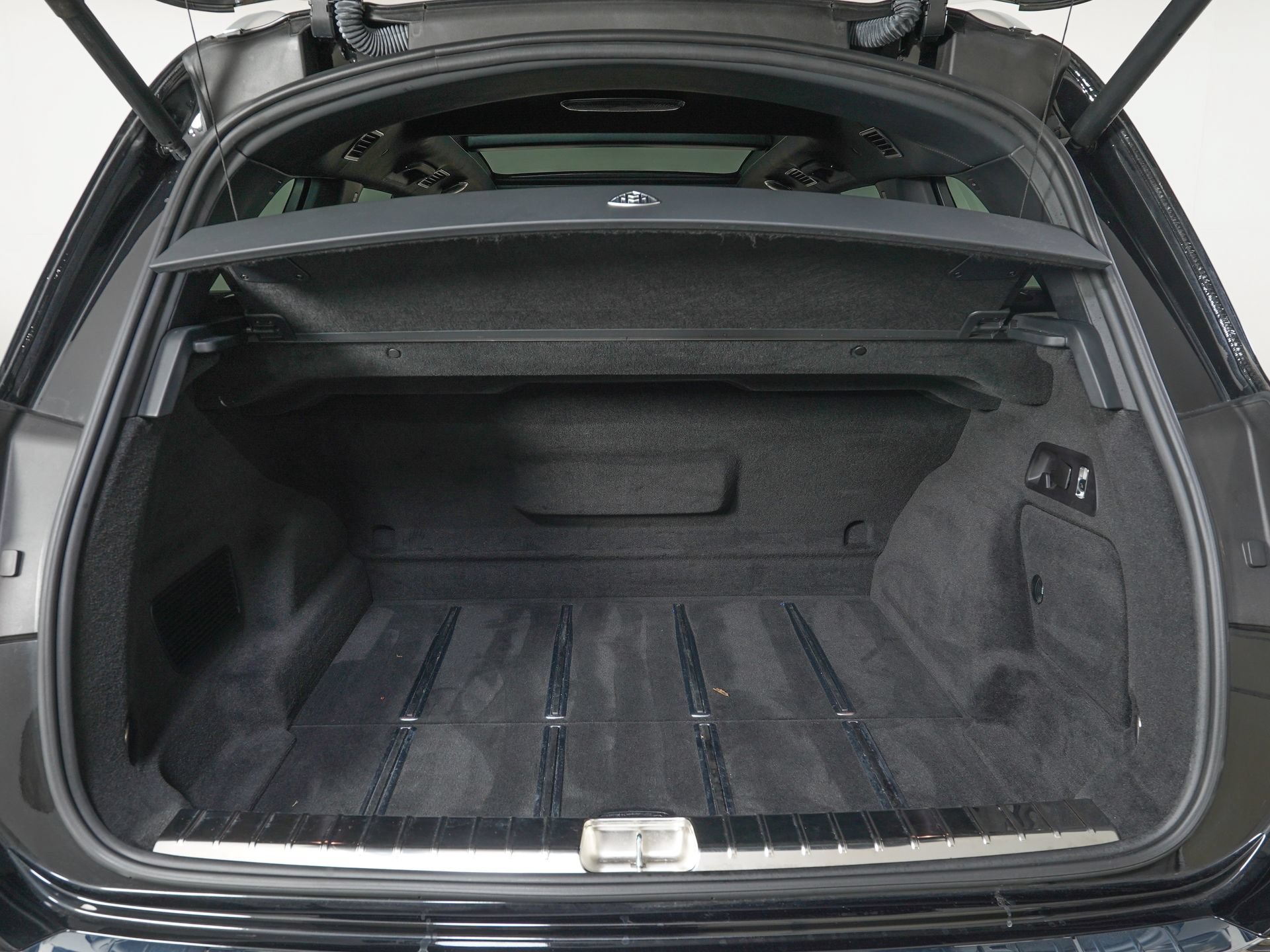 Used 2023 Mercedes-Benz Maybach GLS 600 4MATIC image 13