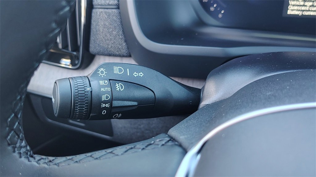 New 2026 Volvo XC90 B6 Ultra image 18