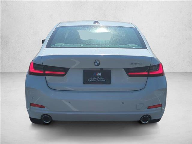 Used 2026 BMW 330i Sedan w/ Premium Package RWD image 4