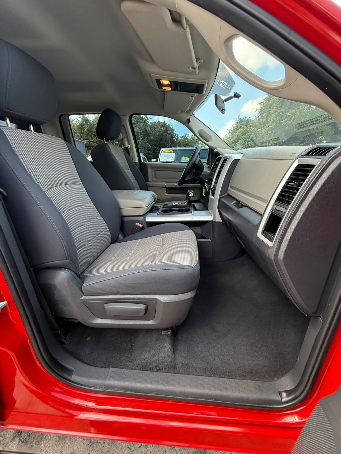 Used 2011 RAM 1500 Lone Star AWD/4WD image 13