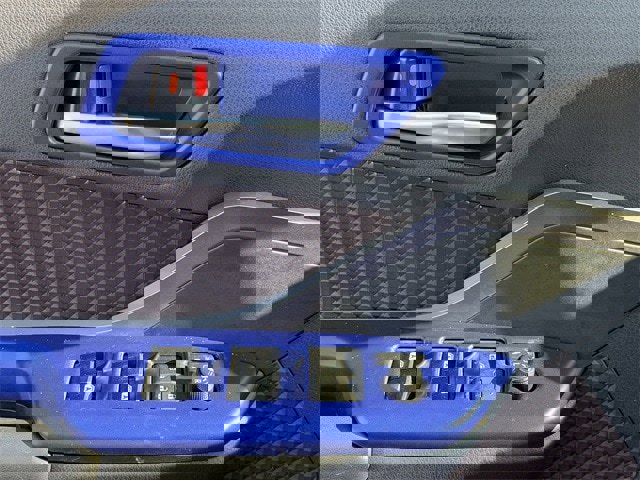 Used 2019 Toyota C-HR Limited image 24