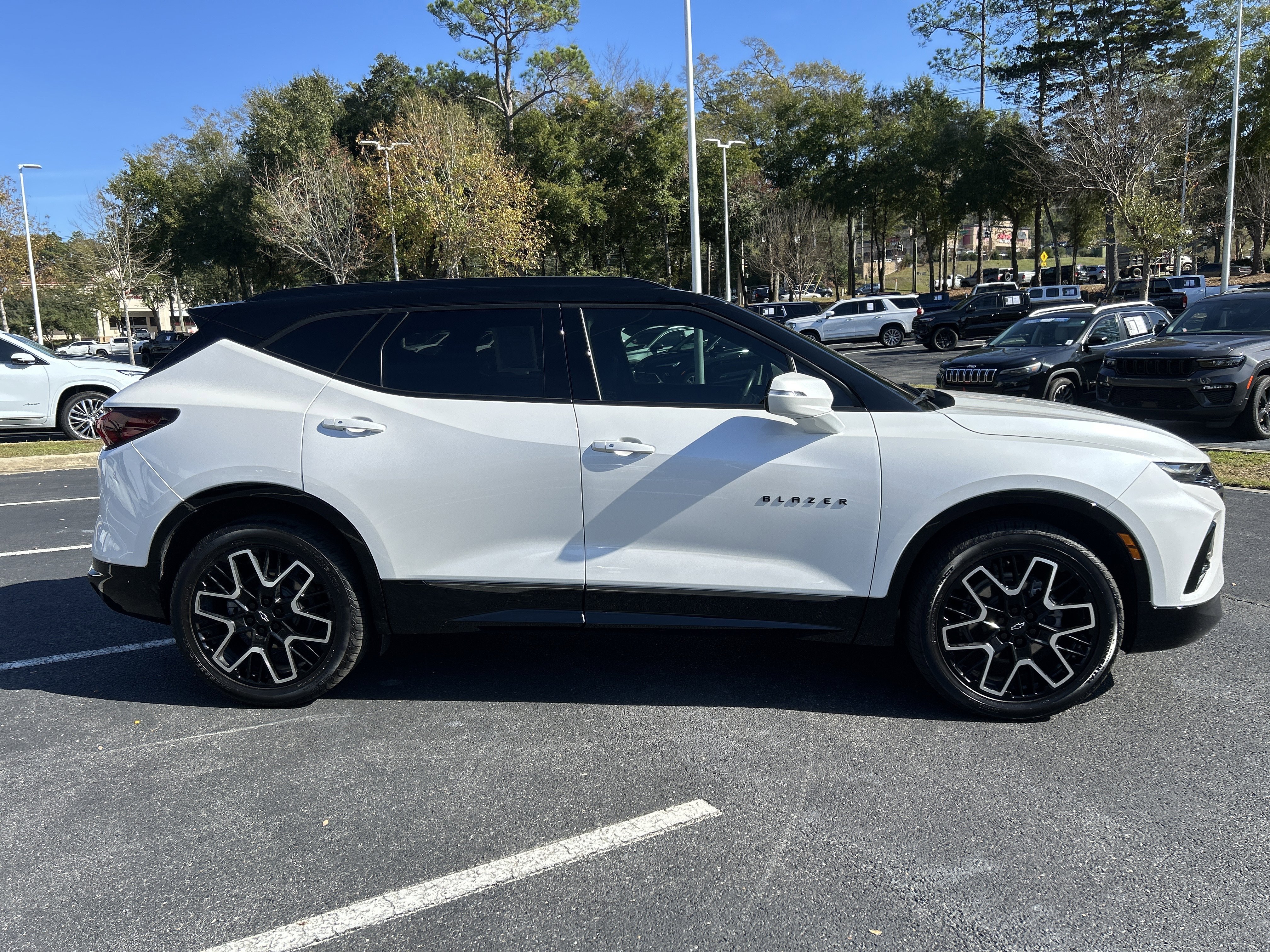 Used 2022 Chevrolet Blazer RS w/ Enhanced Convenience Package image 18