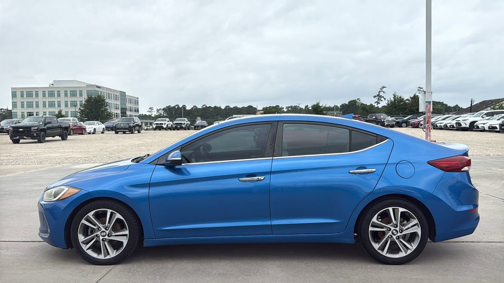 Used 2017 Hyundai Elantra Limited w/ Limited Ultimate Package 05 FWD video 2