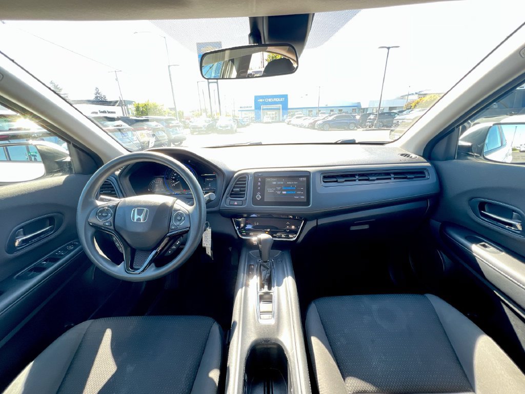 Used 2019 Honda HR-V LX image 17