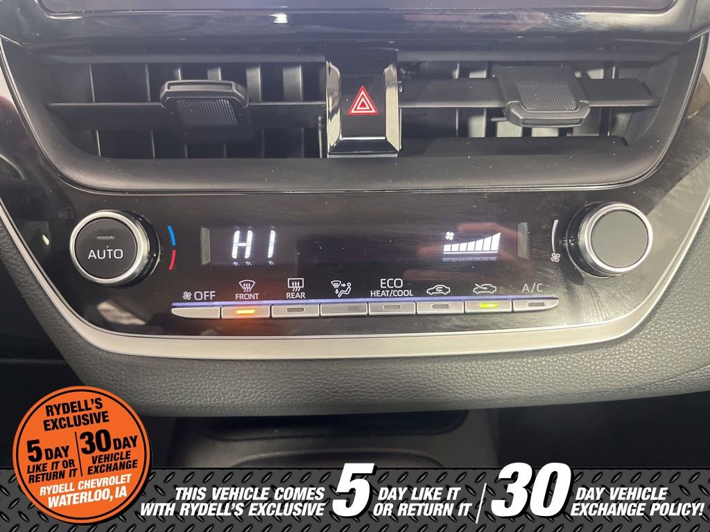 Used 2025 Toyota Corolla LE image 34