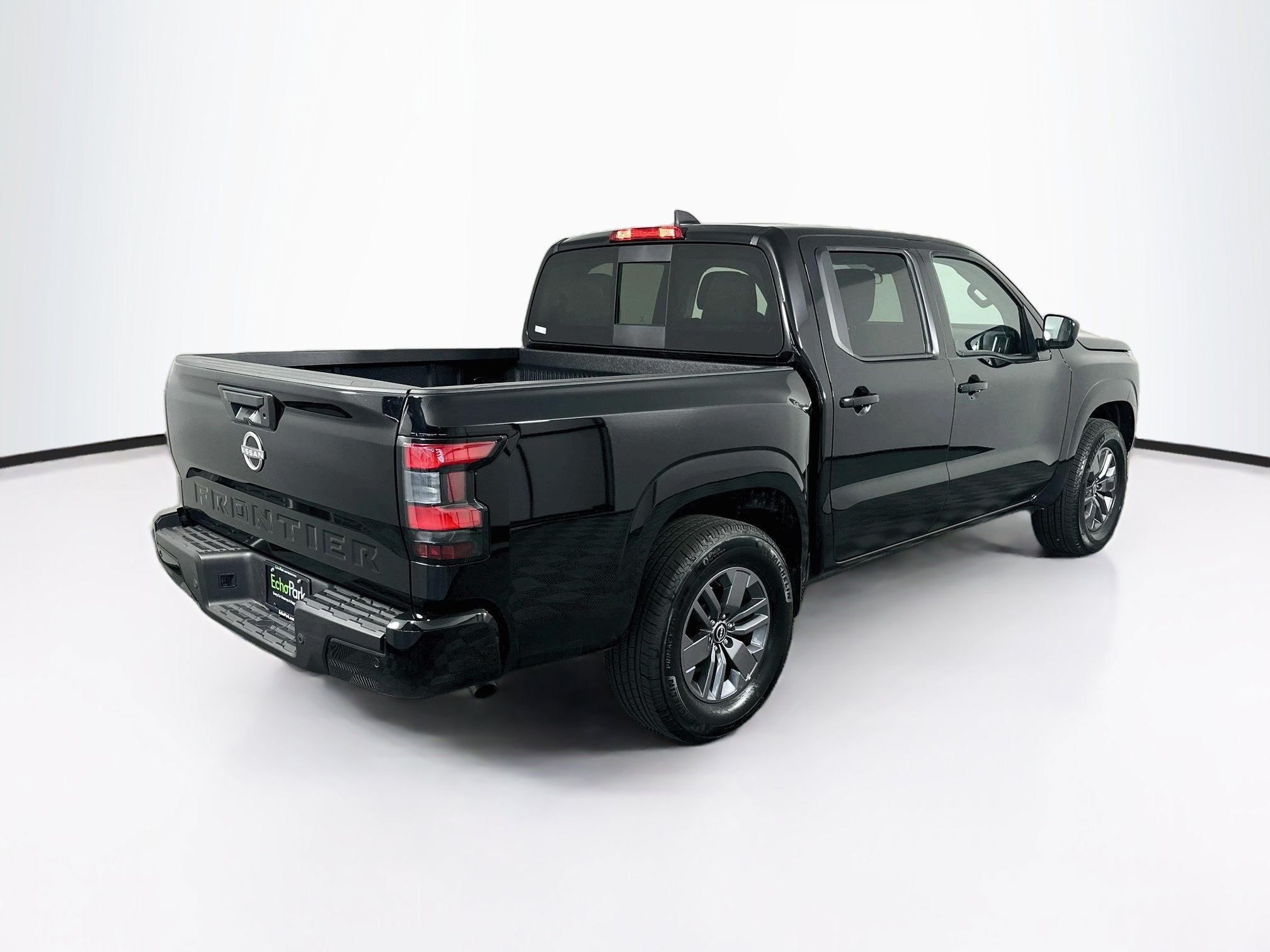Used 2026 Nissan Frontier SV RWD image 9