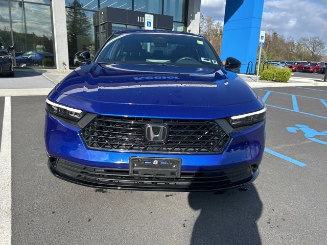 Used 2023 Honda Accord Sport image 3