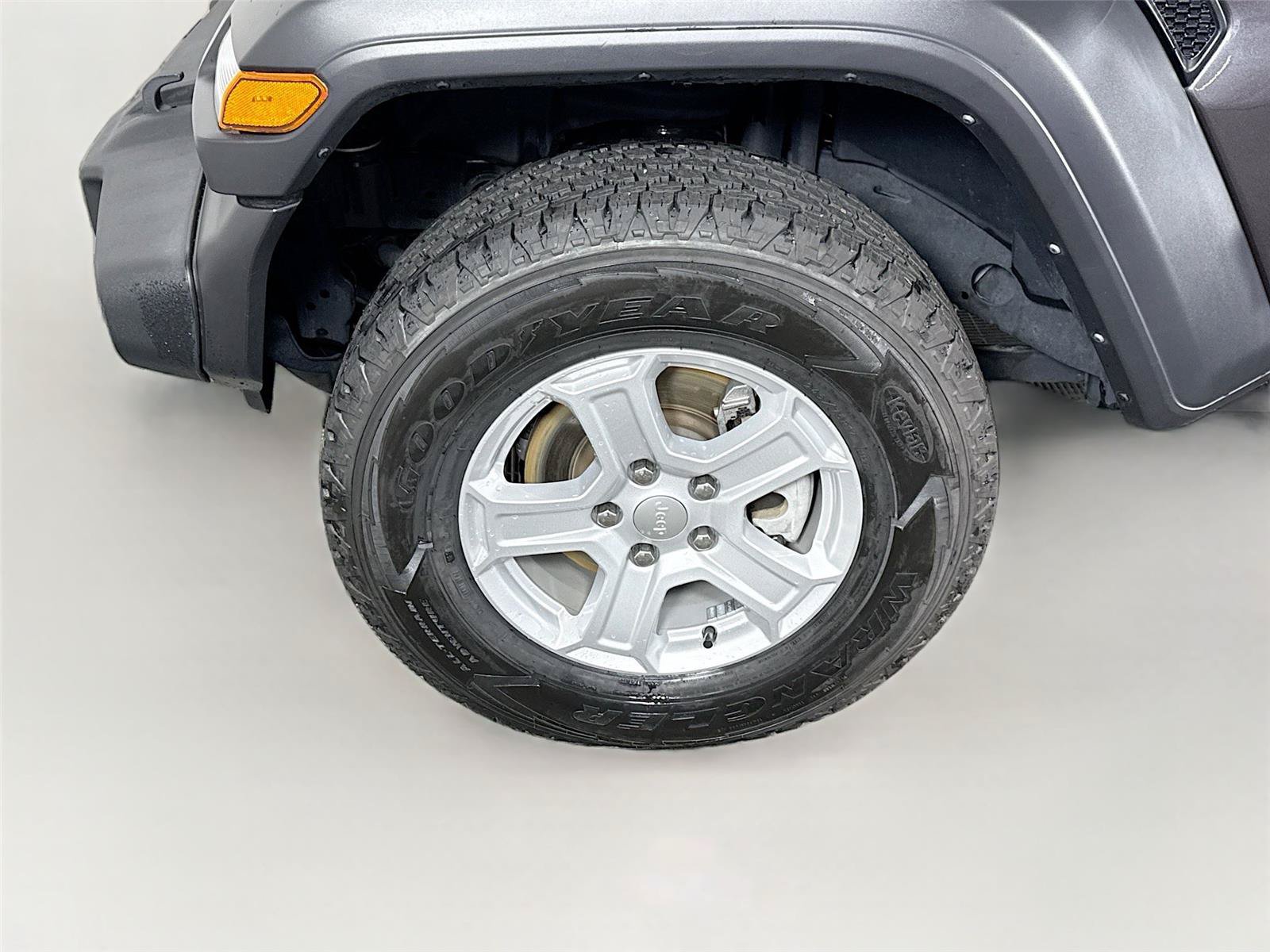 Used 2022 Jeep Wrangler Sport AWD/4WD image 21