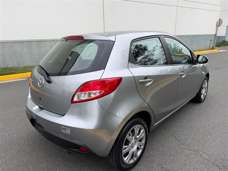 Used 2012 MAZDA MAZDA2 Sport FWD image 23