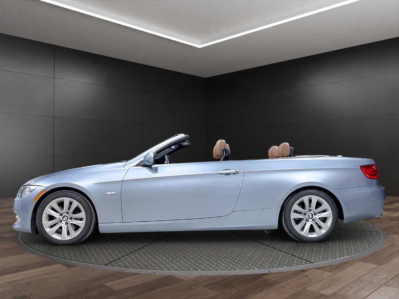 Used 2013 BMW 328i Convertible image 5