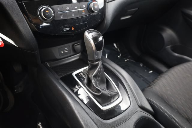 Used 2018 Nissan Rogue S FWD image 20