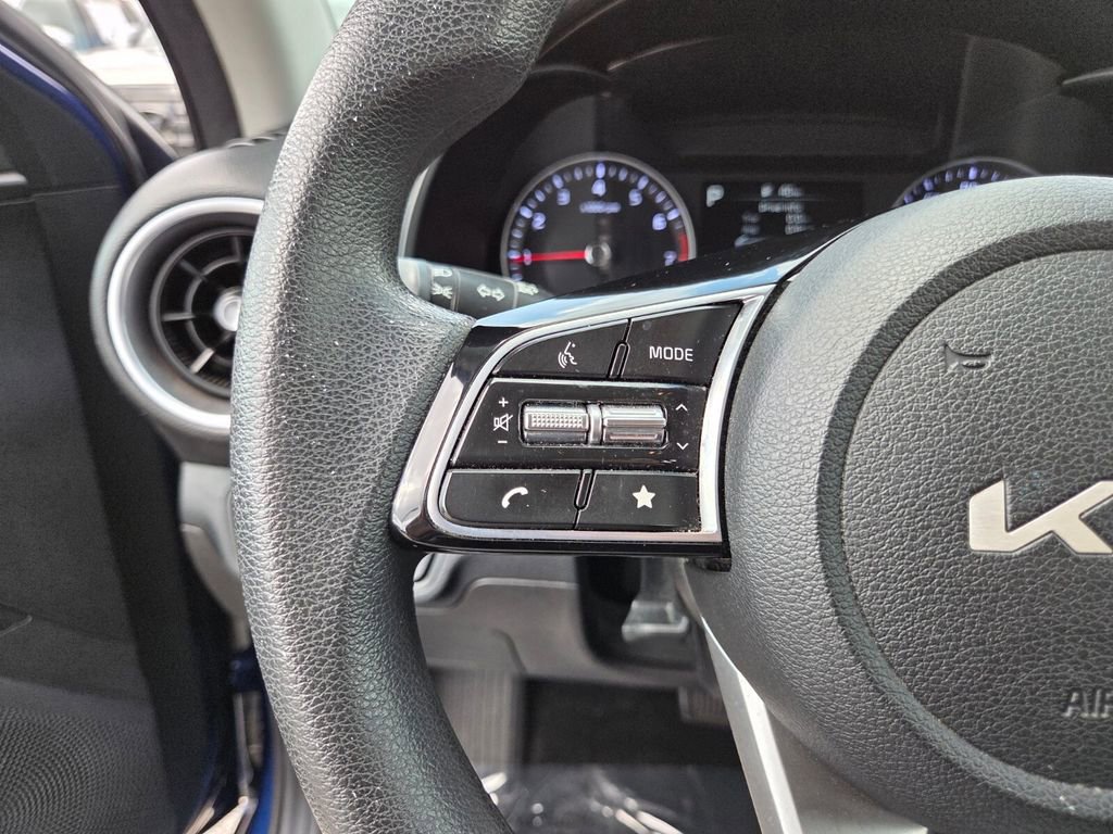 Used 2022 Kia Forte LXS w/ LXS Technology Package image 26