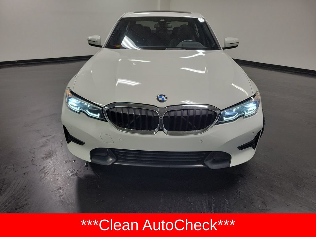 Used 2019 BMW 330i Sedan w/ Premium Package RWD image 2