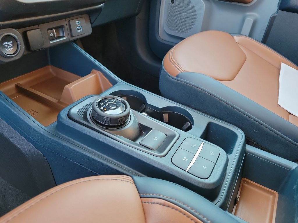 Certified 2024 Ford Maverick Lariat w/ 4K Tow Package image 29