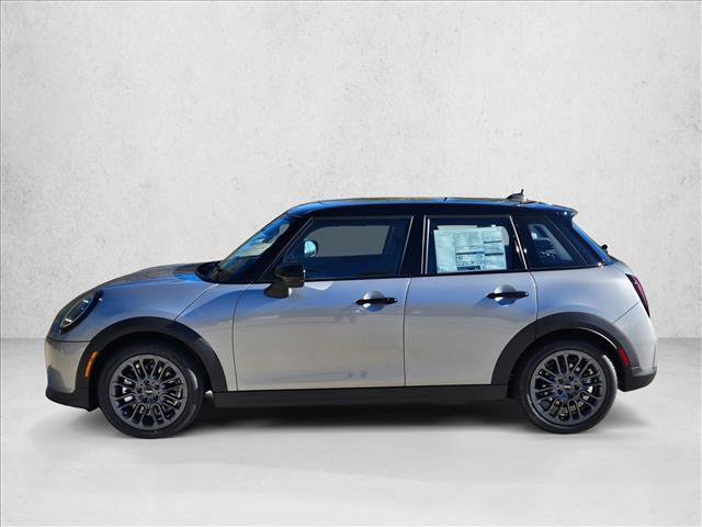 Used 2026 MINI Cooper 4-Door Hardtop FWD image 8