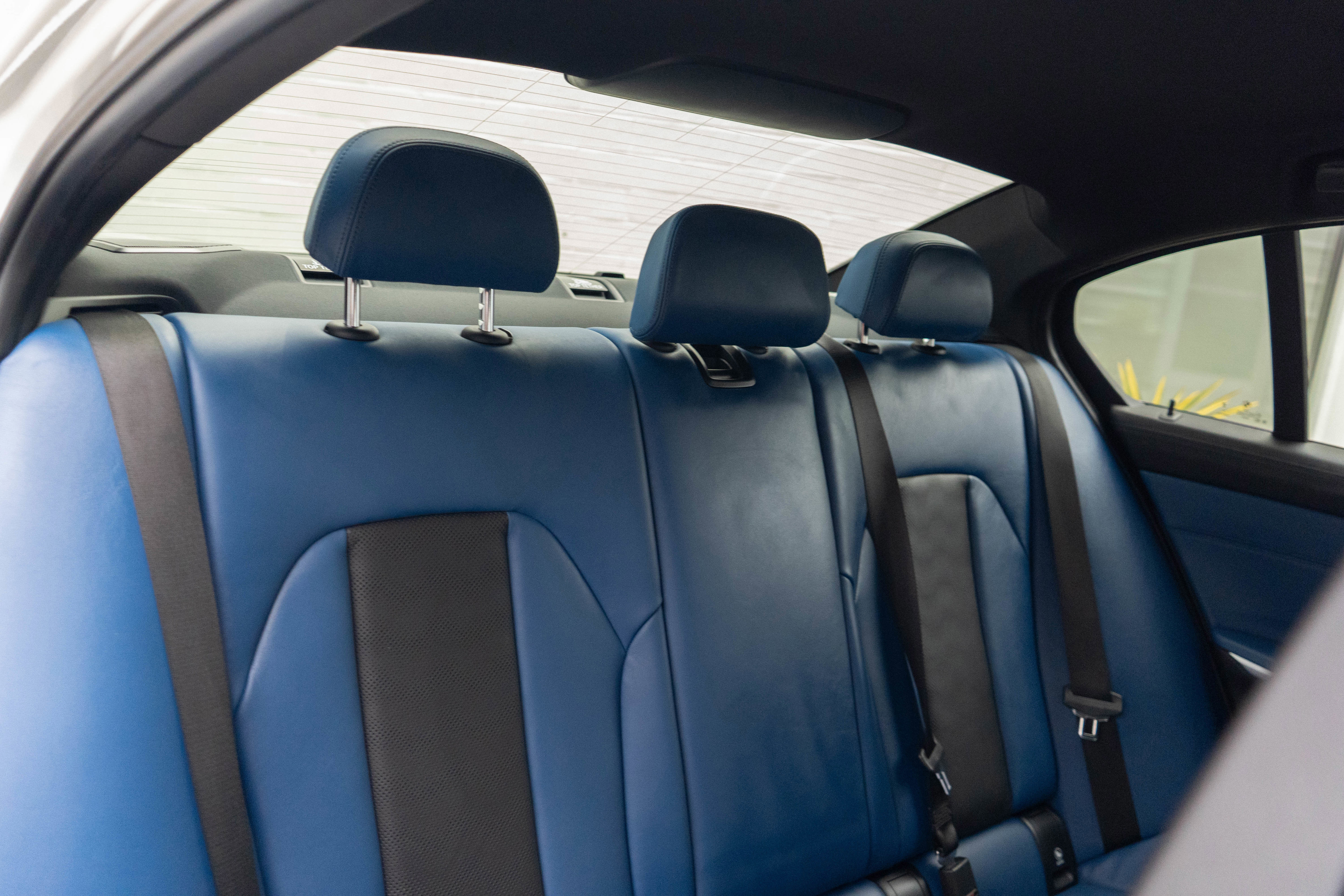 Used 2023 BMW M3 w/ M Carbon Exterior Package image 31
