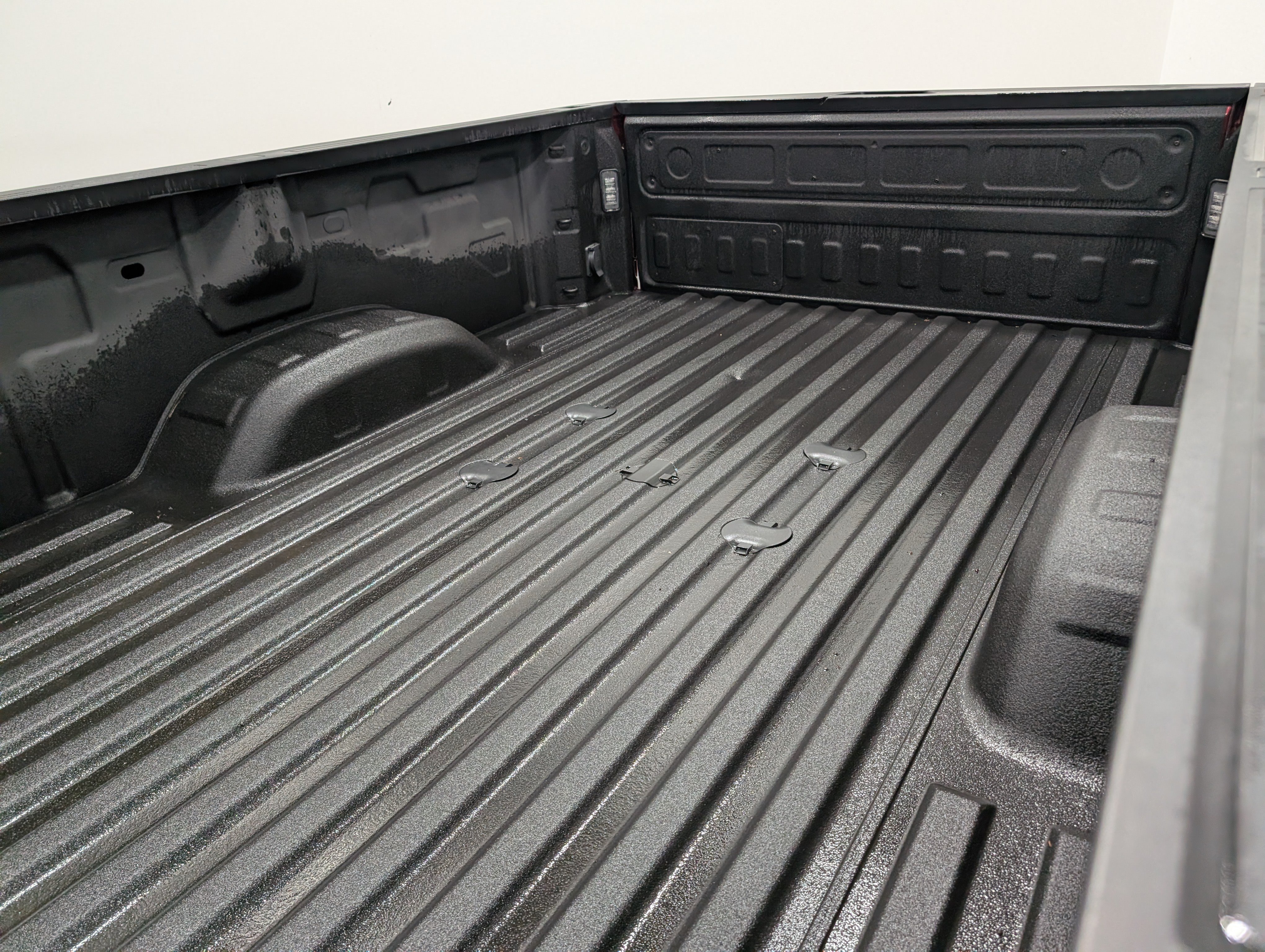 Used 2025 Chevrolet Silverado 3500 LTZ w/ LTZ Plus Package AWD/4WD image 10