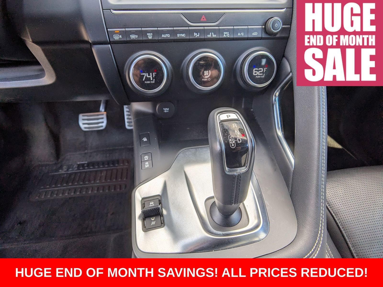 Used 2019 Jaguar E-PACE R-Dynamic SE image 29