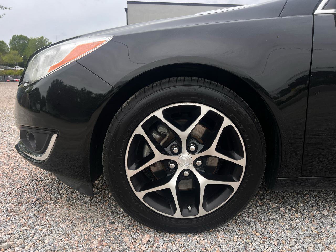 Used 2017 Buick Regal Premium w/ Driver Confidence Package #1 image 9