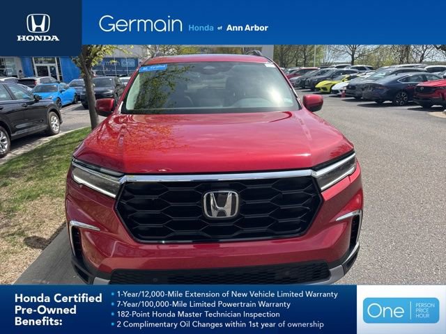 Certified 2025 Honda Pilot Touring image 2