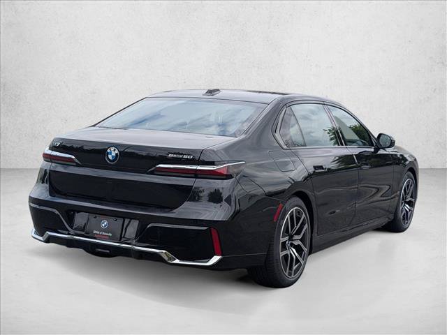 Used 2026 BMW i7 eDrive50 w/ M Sport Package RWD image 7