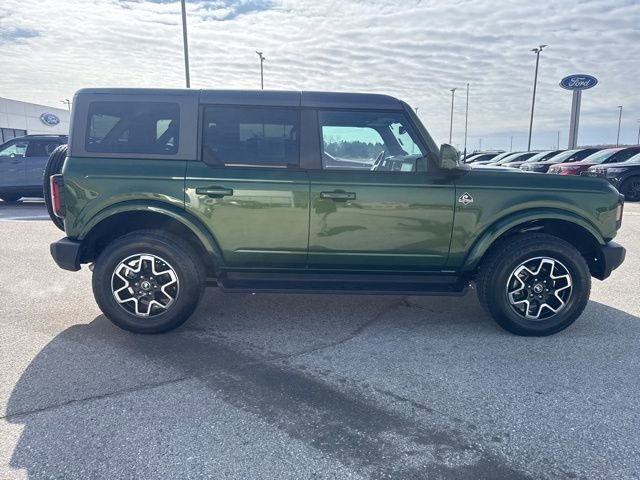 Used 2025 Ford Bronco Outer Banks AWD/4WD image 4