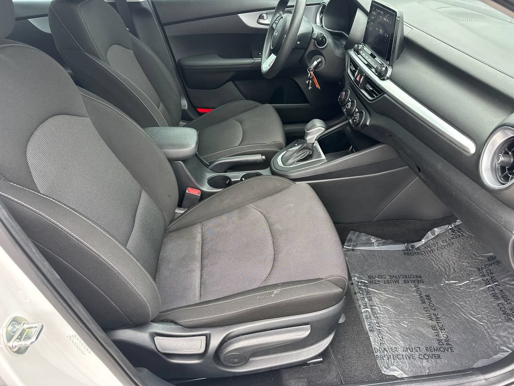 Certified 2024 Kia Forte LXS FWD image 13