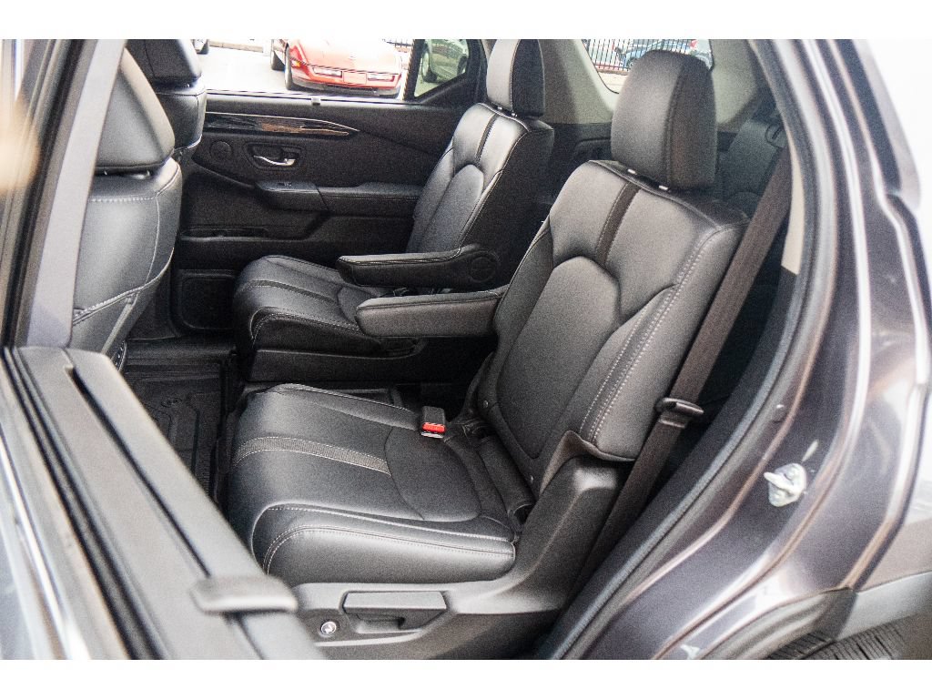 Used 2024 Honda Pilot EX-L image 18