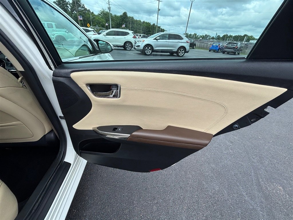 Used 2014 Toyota Avalon XLE Premium FWD image 25